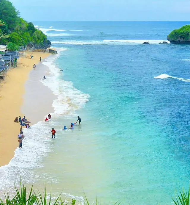 pantai-sadranan-04-